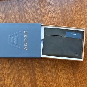 NWT Andar Atlas (Olive Gray)